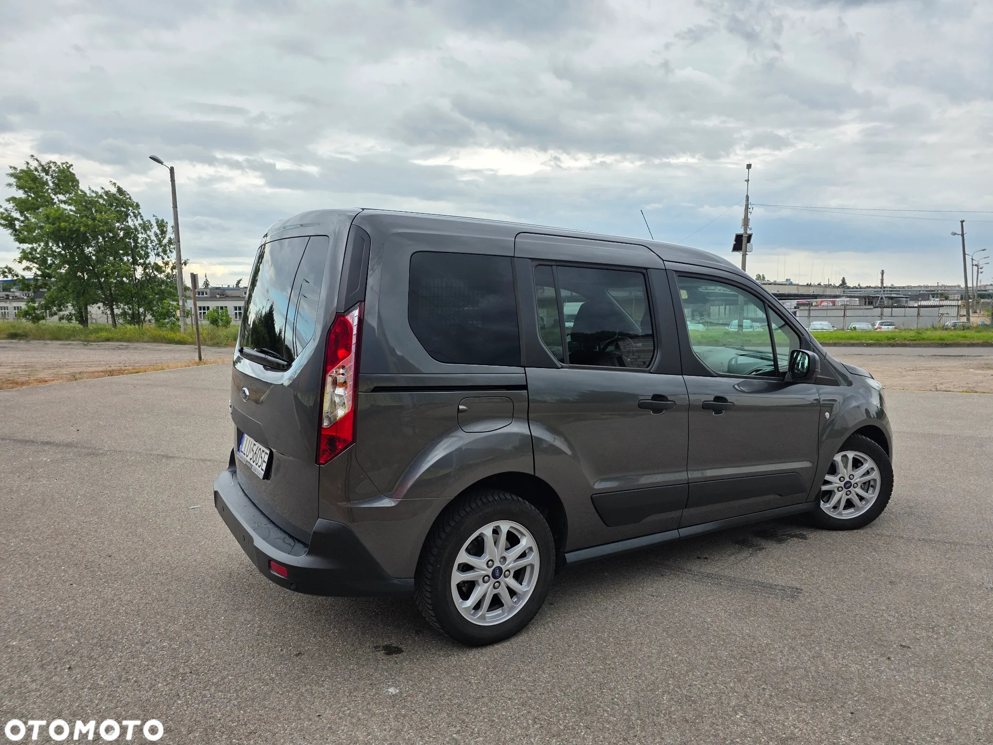 Ford Transit Connect 240 L2 Autm Trend - 9