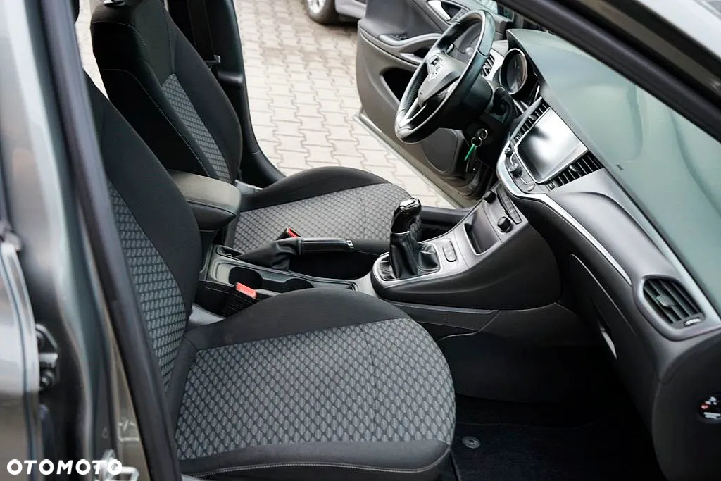 Opel Astra - 15
