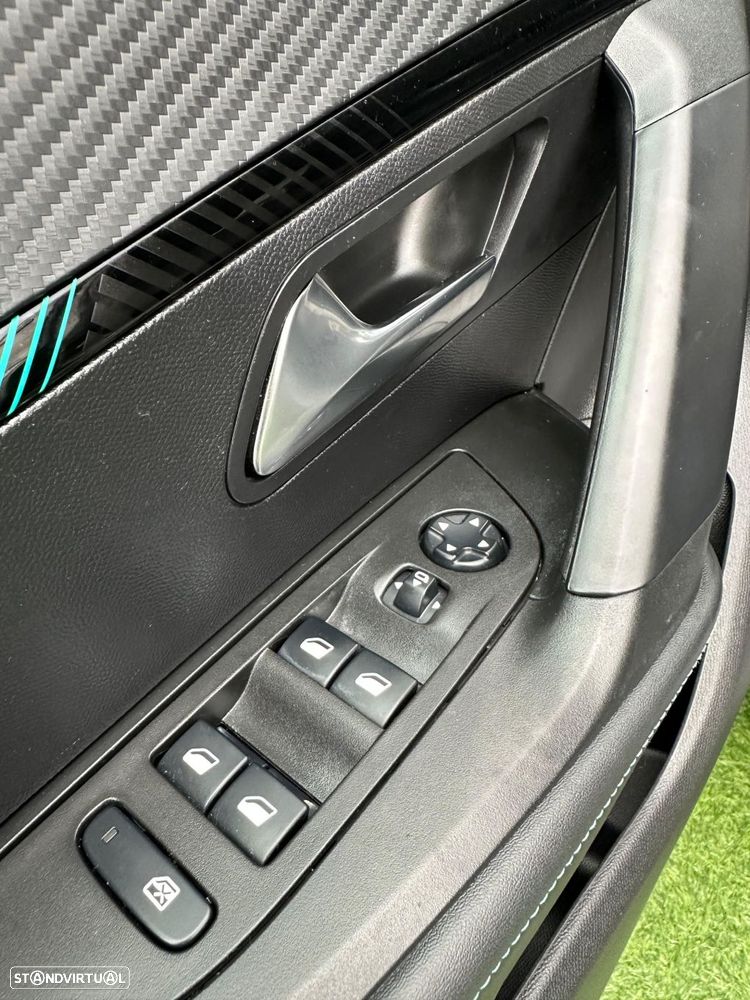 Peugeot 2008 1.5 BlueHDi Allure - 26