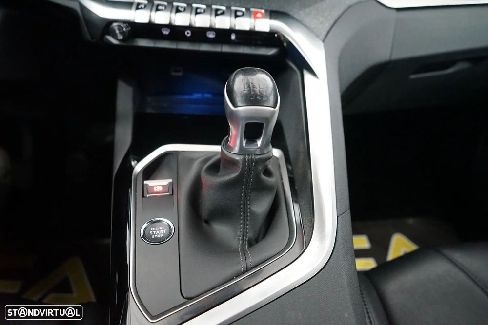 Peugeot 5008 1.2 PureTech Allure Pack - 36