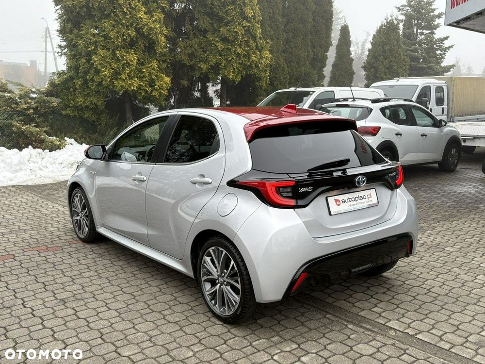 Toyota Yaris - 8