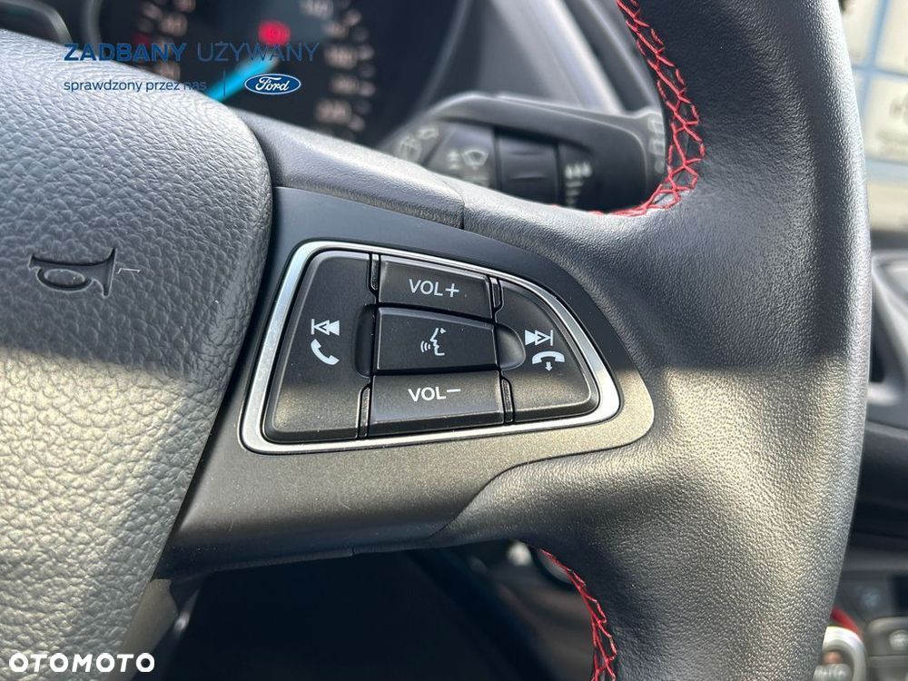 Ford Kuga 1.5 EcoBoost 2x4 ST-Line - 23