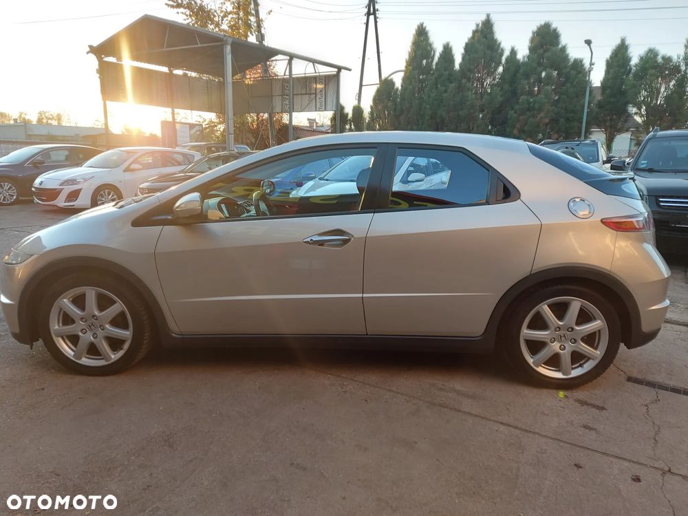 Honda Civic 1.8 Executive - 16