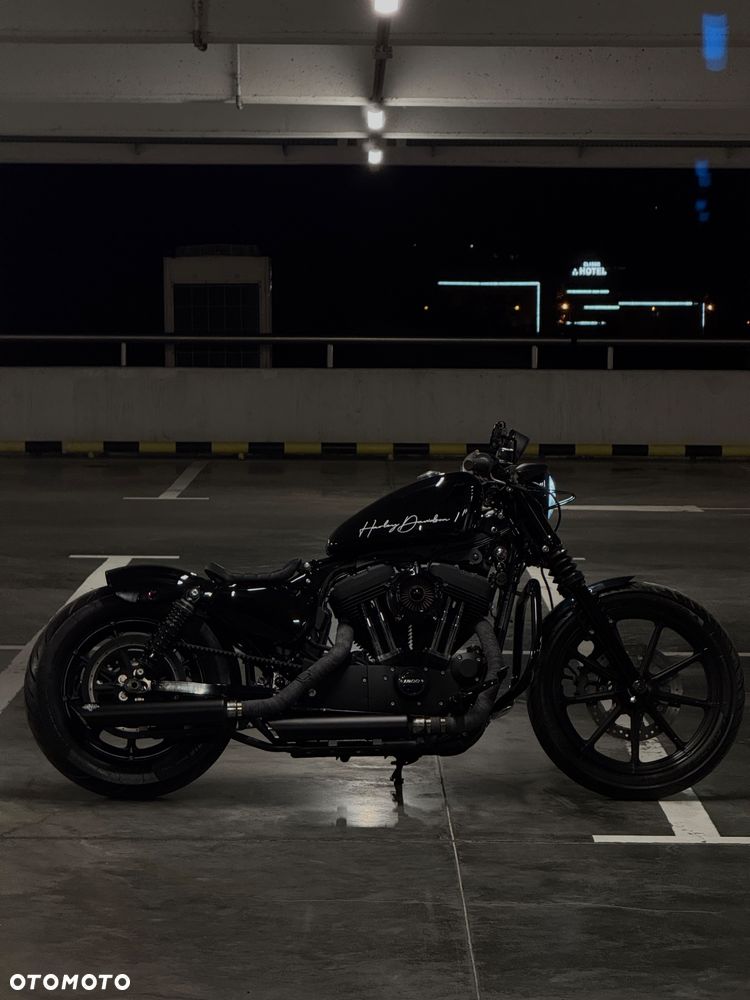 Harley-Davidson Sportster Iron 1200 - 1