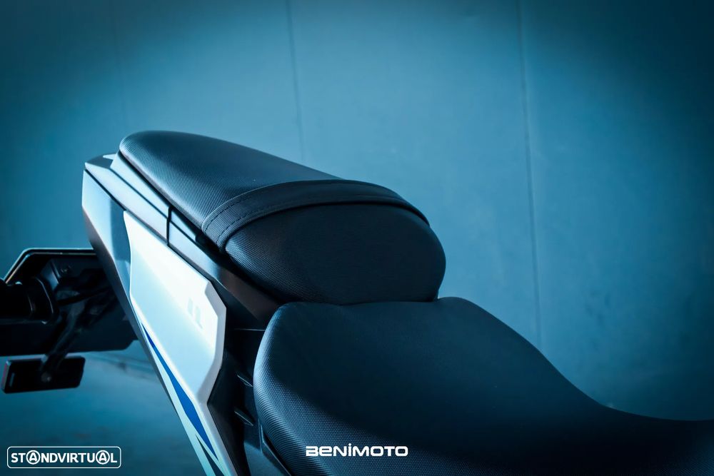 Suzuki GSX S 1000 - 14