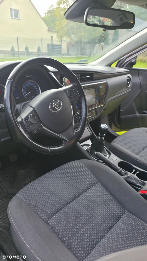 Toyota Corolla - 9