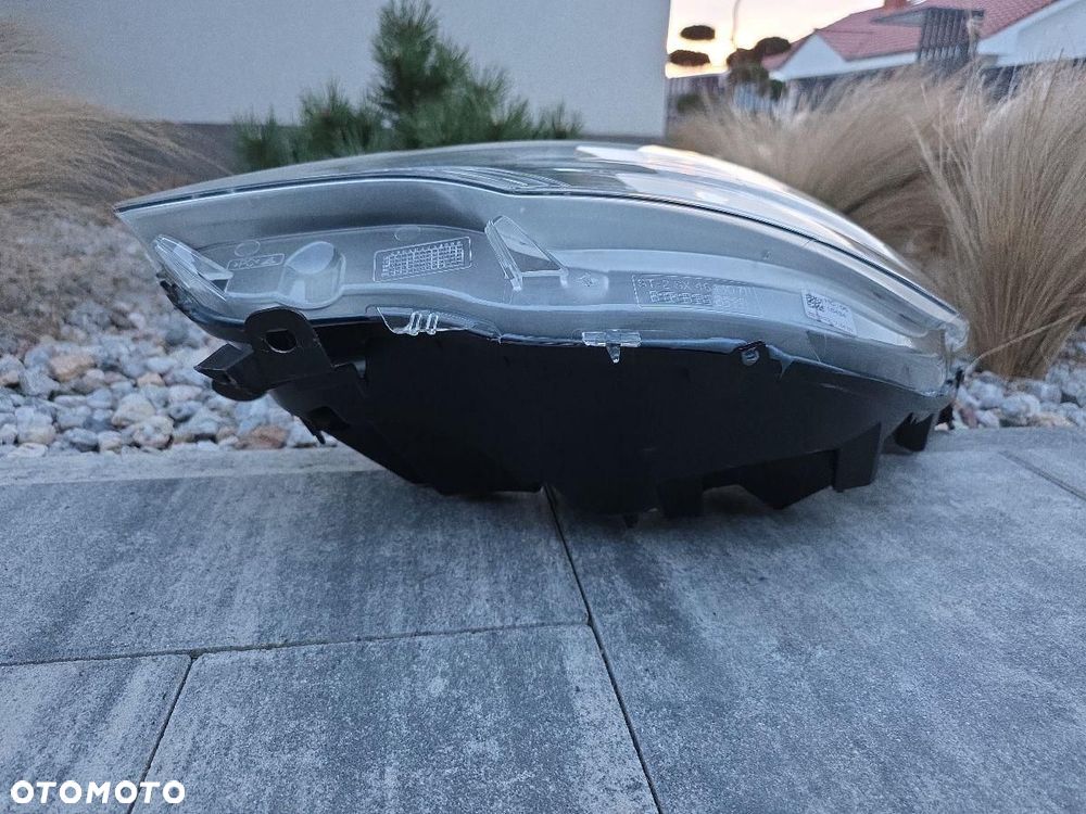 CITROEN C4 II Lampa lewa przód Bi-Xenon Dynamic Led 10 PINÓW 09K12-T1 - 7
