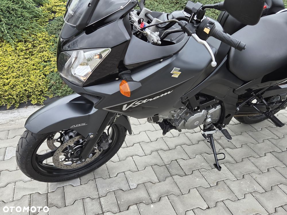 Suzuki V-STROM - 33