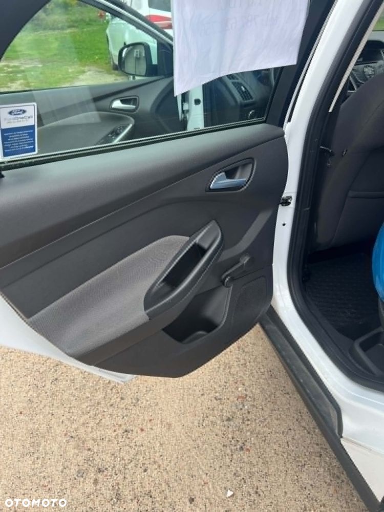 Ford Focus 1.6 TDCi Edition - 8