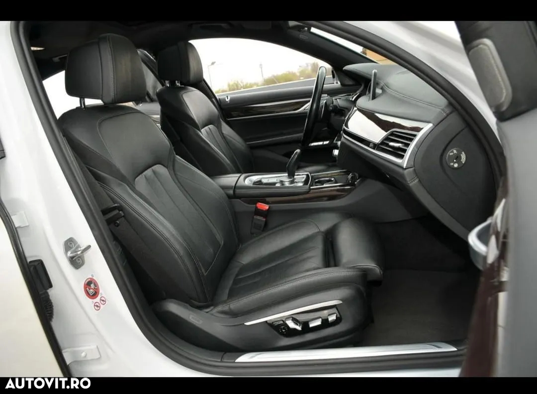 BMW Seria 7 730d xDrive - 9