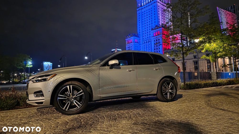 Volvo XC 60 T5 AWD Momentum Pro - 23