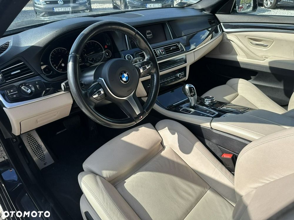 BMW Seria 5 528i xDrive - 9