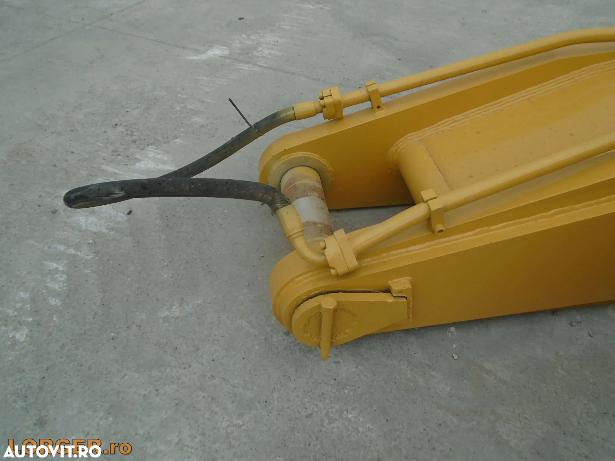 Alta Brat Lung de 24 m pe excavatoare intre 45 si 65 de tone - 14