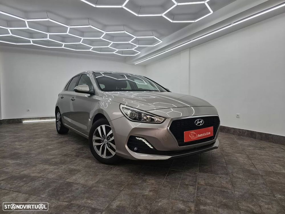 Hyundai i30 1.0 T-GDI Style — fotografia 2