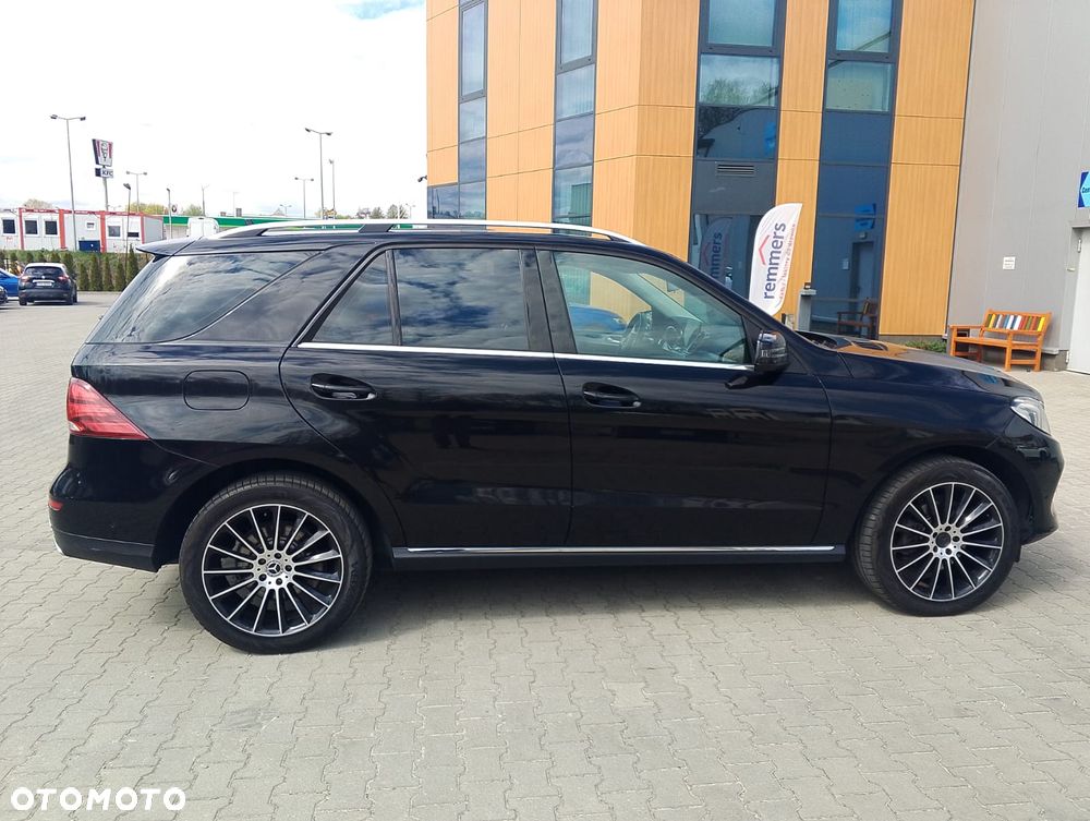 Mercedes-Benz GLE 250 d 4-Matic - 2