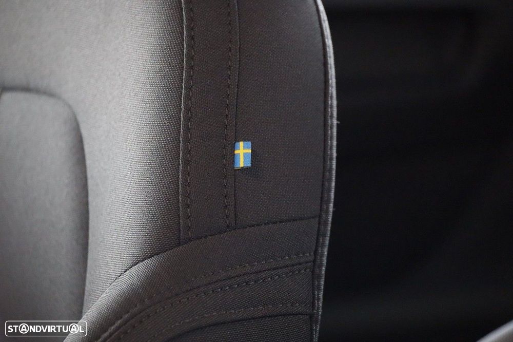 Volvo C40 Recharge Extended Range Plus - 11