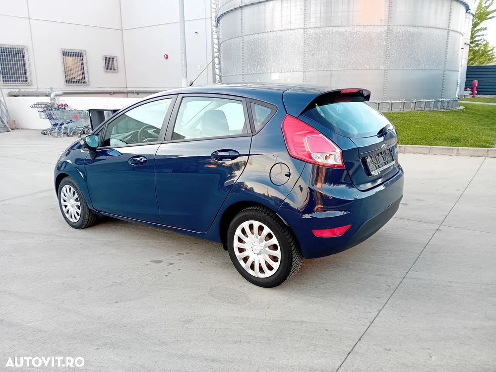 Ford Fiesta 1.25 Celebration - 3