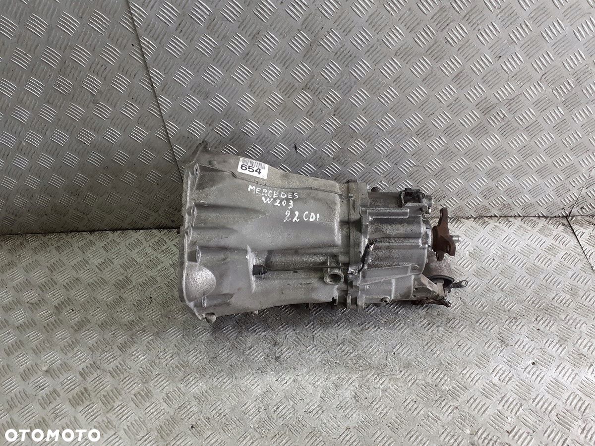SKRZYNIA BIEGÓW MERCEDES W203 2.2CDI 2112604801 - 1
