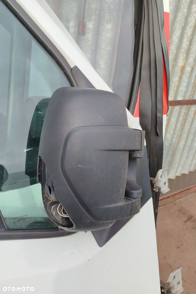 drzwi przód prawe Białe całe ładne do RENAULT Master III 3 IV 4 10-19r OPEL Movano B 10-19r, kompletne -zamki -klamki -szyba -podnośnik szyby -tapicerka -lusterko dokładam GRATIS ! - 2