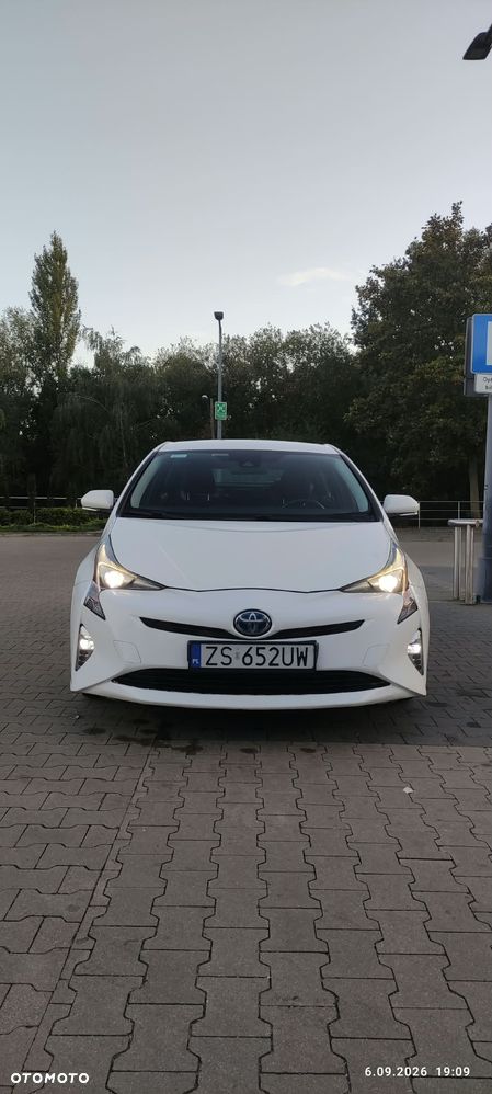 Toyota Prius 1.8 Hybrid Active - 2