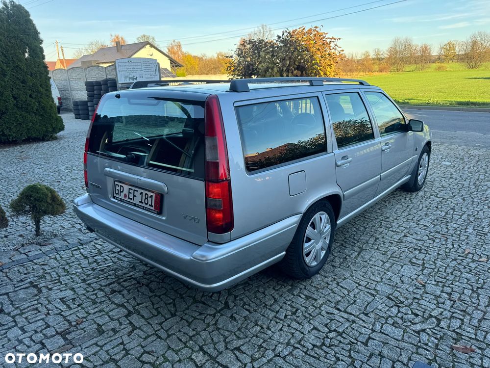 Volvo V70 2.4 T - 5
