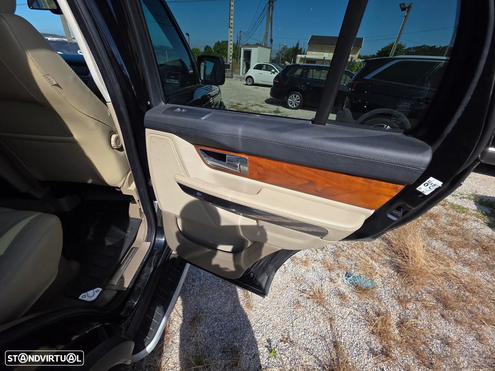 Land Rover Range Rover Sport 3.0 TDV6 HSE - 23