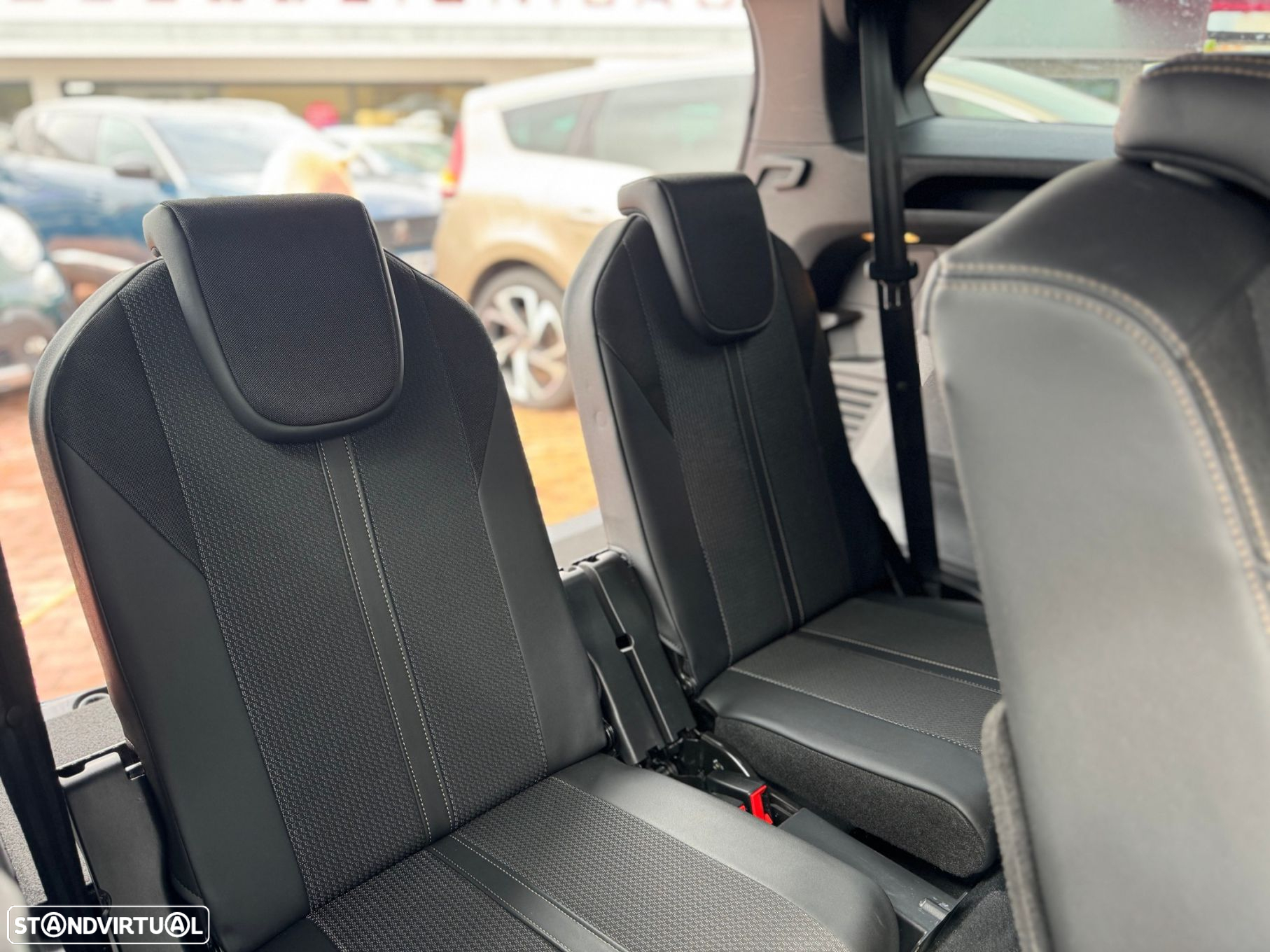 Peugeot 5008 1.5 BlueHDi GT Pack EAT8 - 17