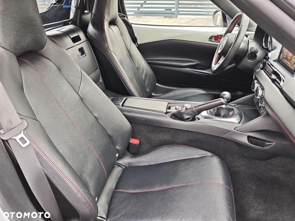Mazda MX-5 SKYACTIV-G 160 SAKURA - 13