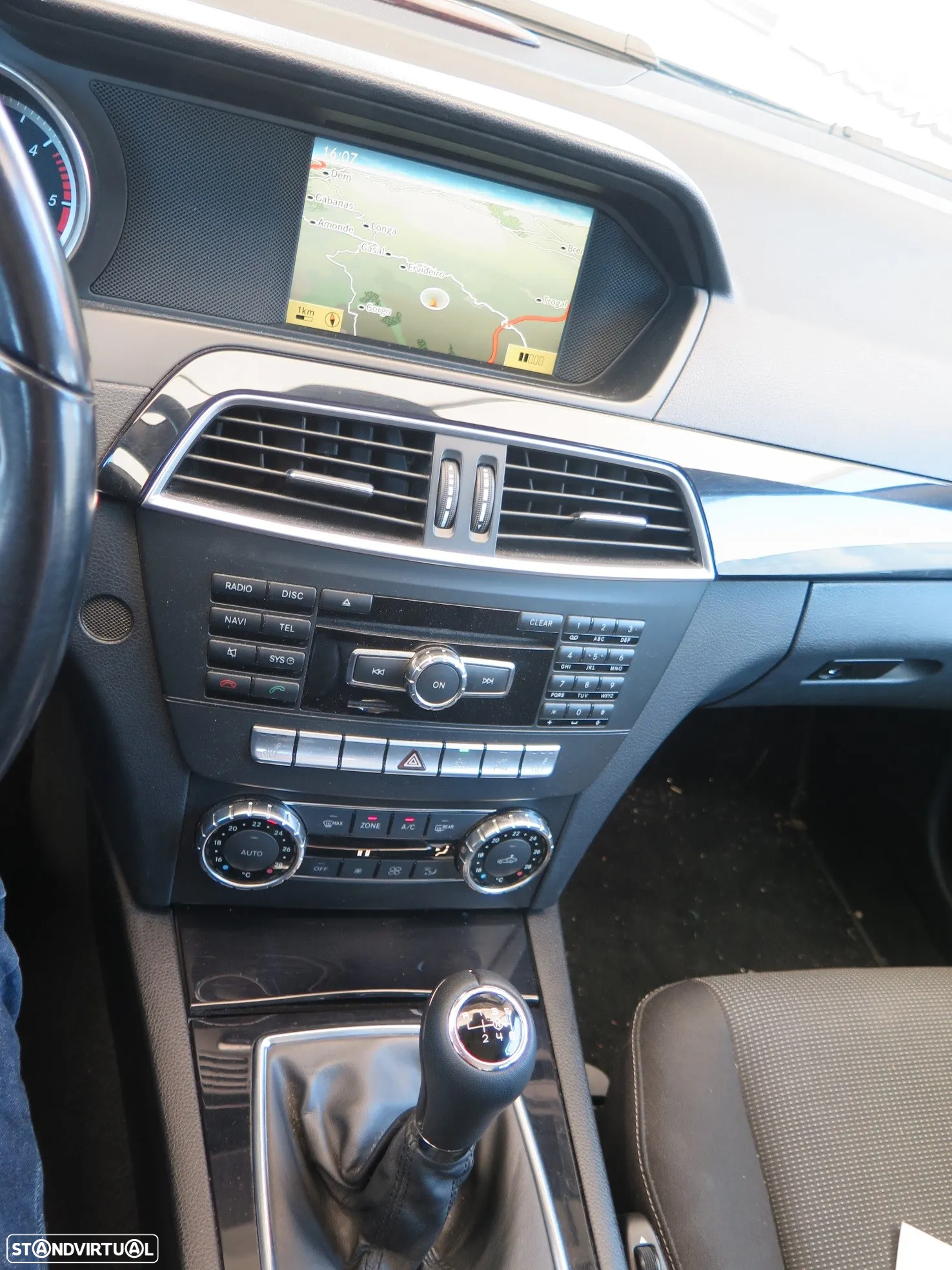 Mercedes-Benz C 200 - 7