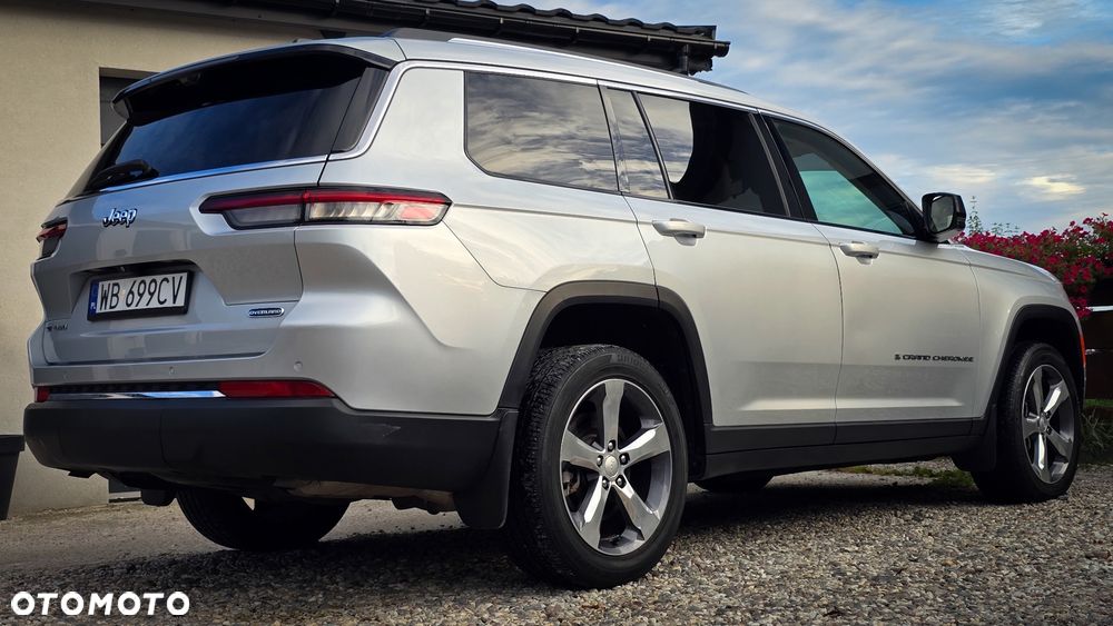 Jeep Grand Cherokee - 16