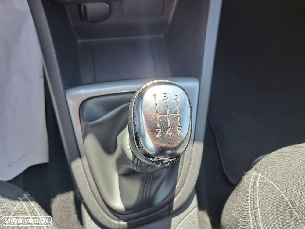 Renault Clio 0.9 TCe Limited - 36