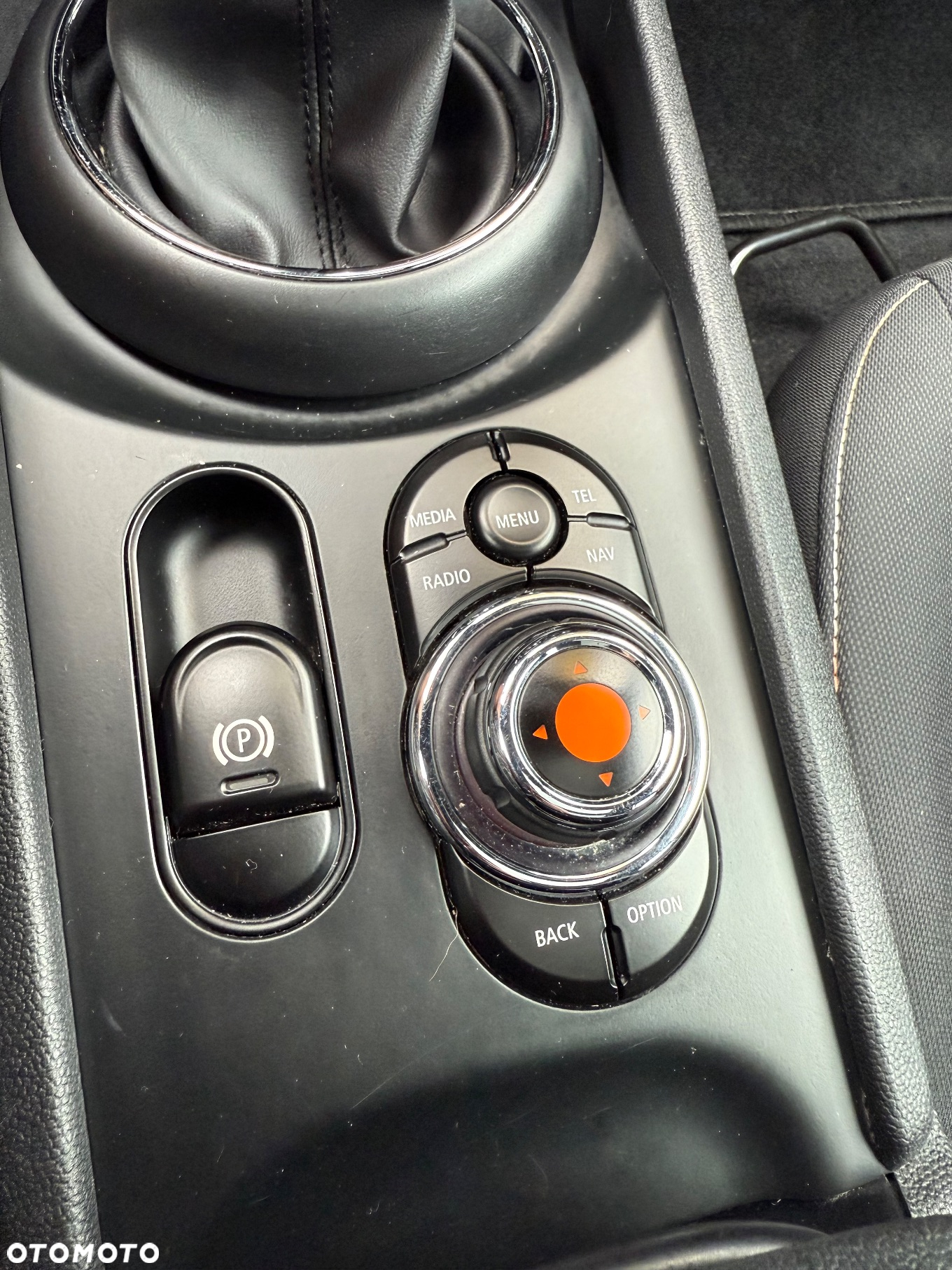 MINI Clubman Cooper D Essential Trim - 28