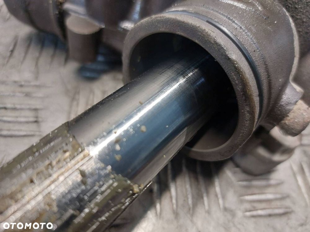 MAGLOWNICA PRZEKŁADNIA KIEROWNICZA VOLKSWAGEN PASSAT B5 8D1422052C - 3