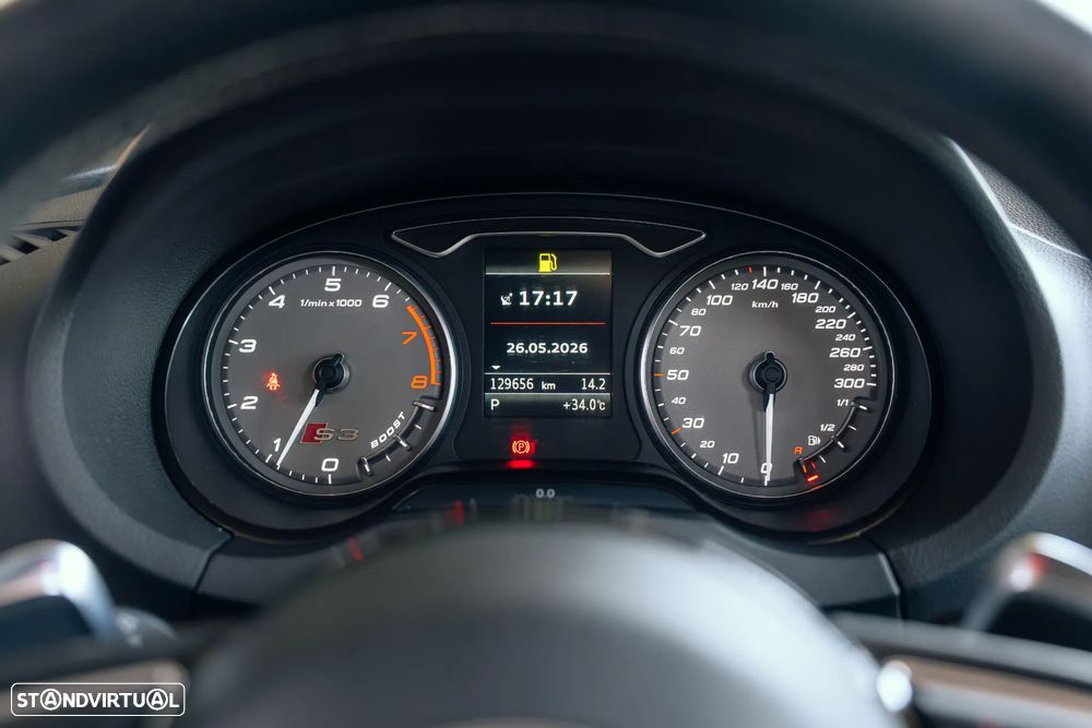 Audi S3 S tronic - 25