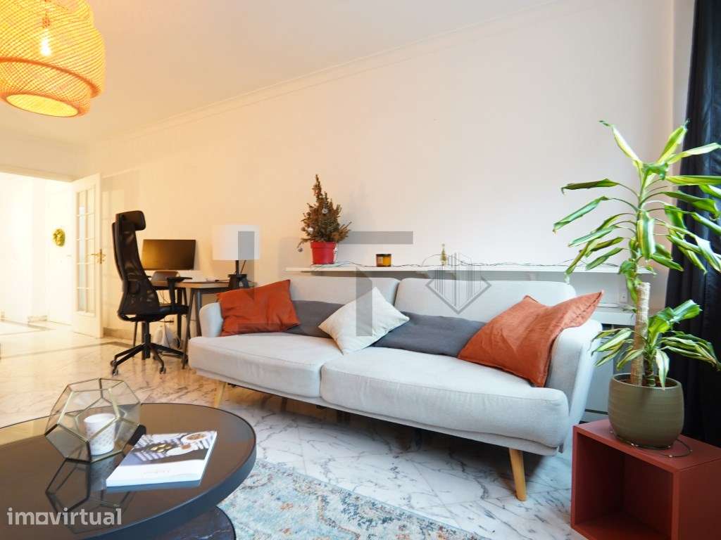 Apartamento T1 com Garagem para Arrendamento junto ao Saldanha, Lisboa - Grande imagem: 4/26