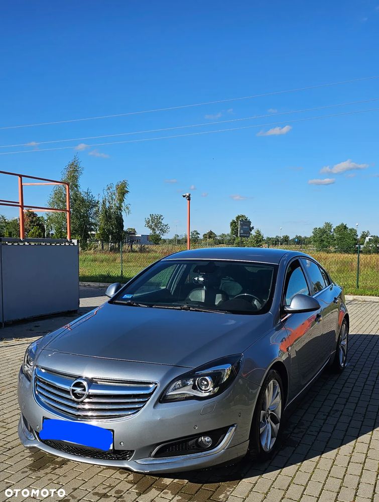 Opel Insignia - 1