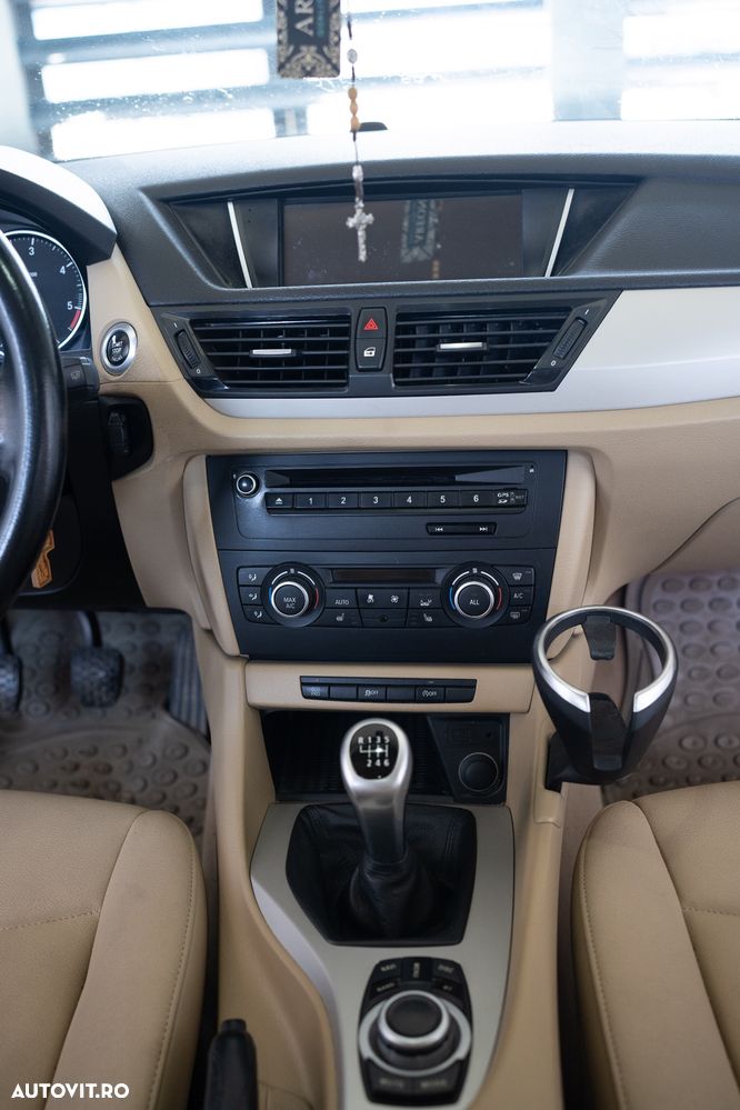 BMW X1 sDrive18d - 3
