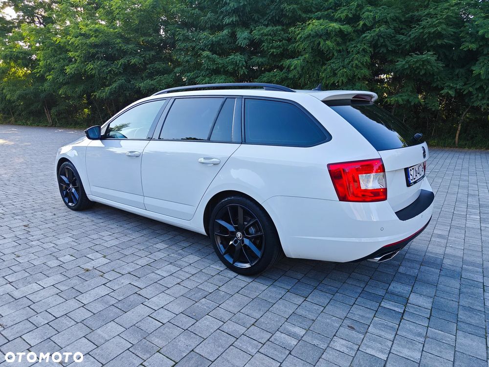 Skoda Octavia 2.0 TDI RS Challenge DSG - 10