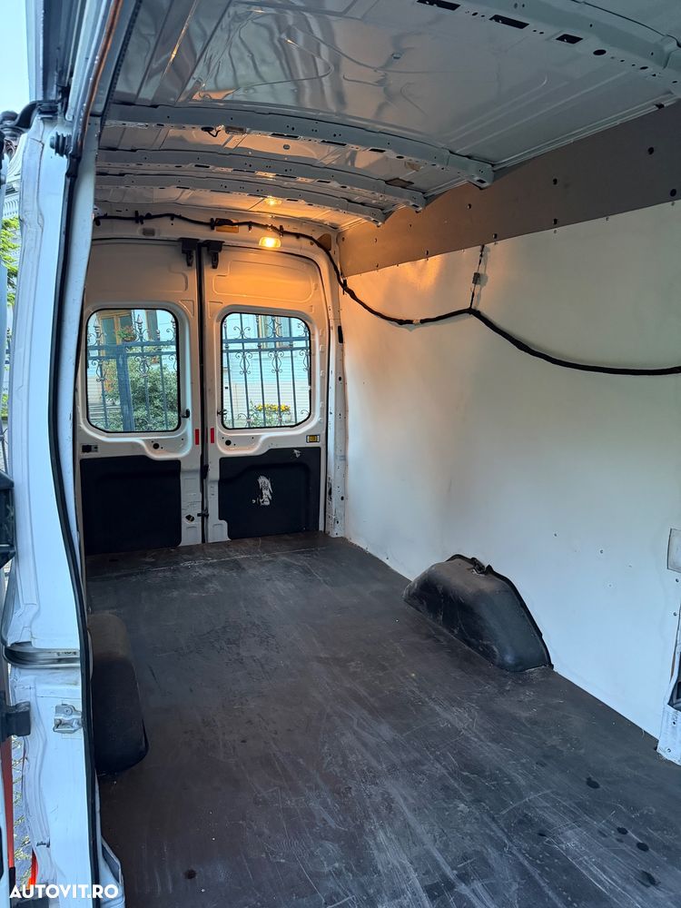 Ford Transit - 8
