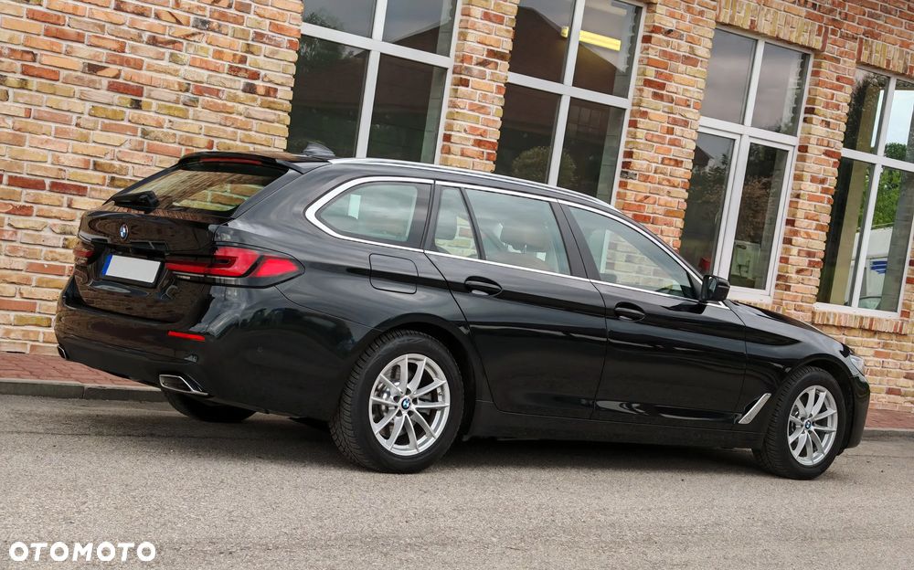 BMW Seria 5 520d Luxury Line - 8