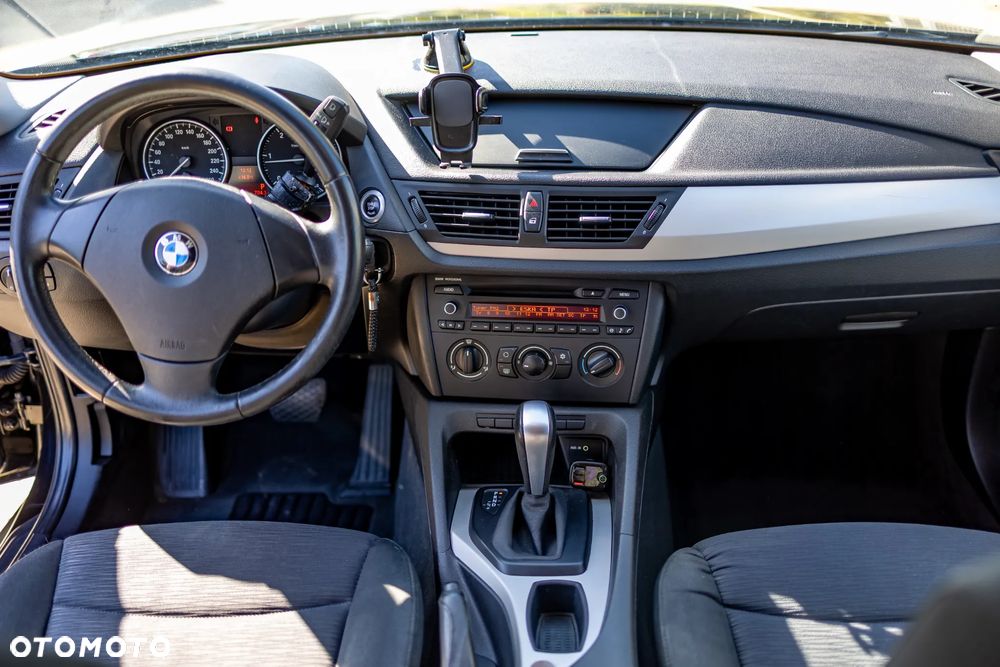 BMW X1 xDrive18d - 22