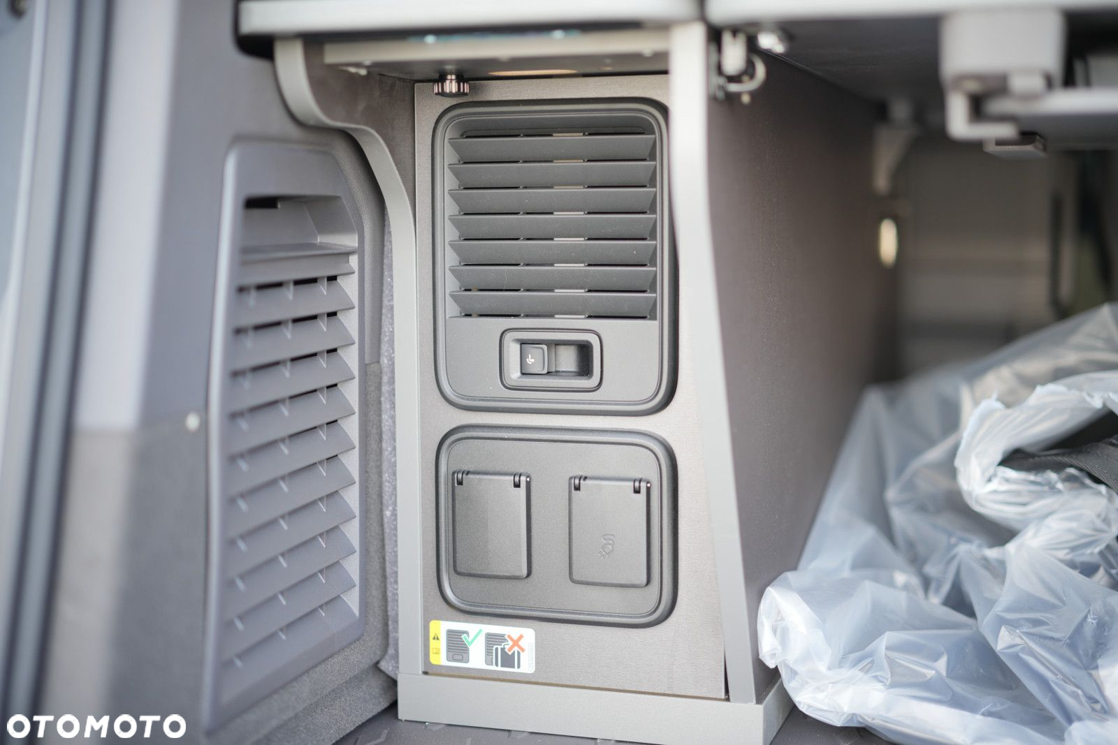 Volkswagen California - 35