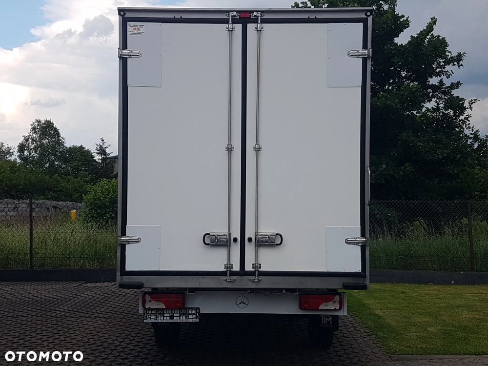 Mercedes-Benz SPRINTER 8EP KONTENER 4,21x2,15x2,30 KLIMA 314CDI MANUAL 6 BIEGÓW KRAJOWY - 16