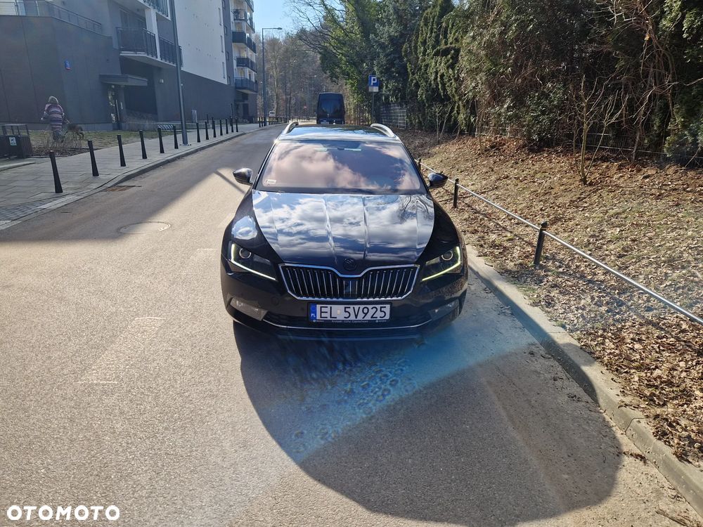Skoda Superb 2.0 TDI 4x4 Style DSG - 9
