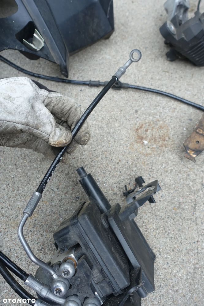 AMORTYZATOR TŁUMIK MANETKI POMPA ABS CZĘŚCI itp. BMW F750 GS 18r. - 16
