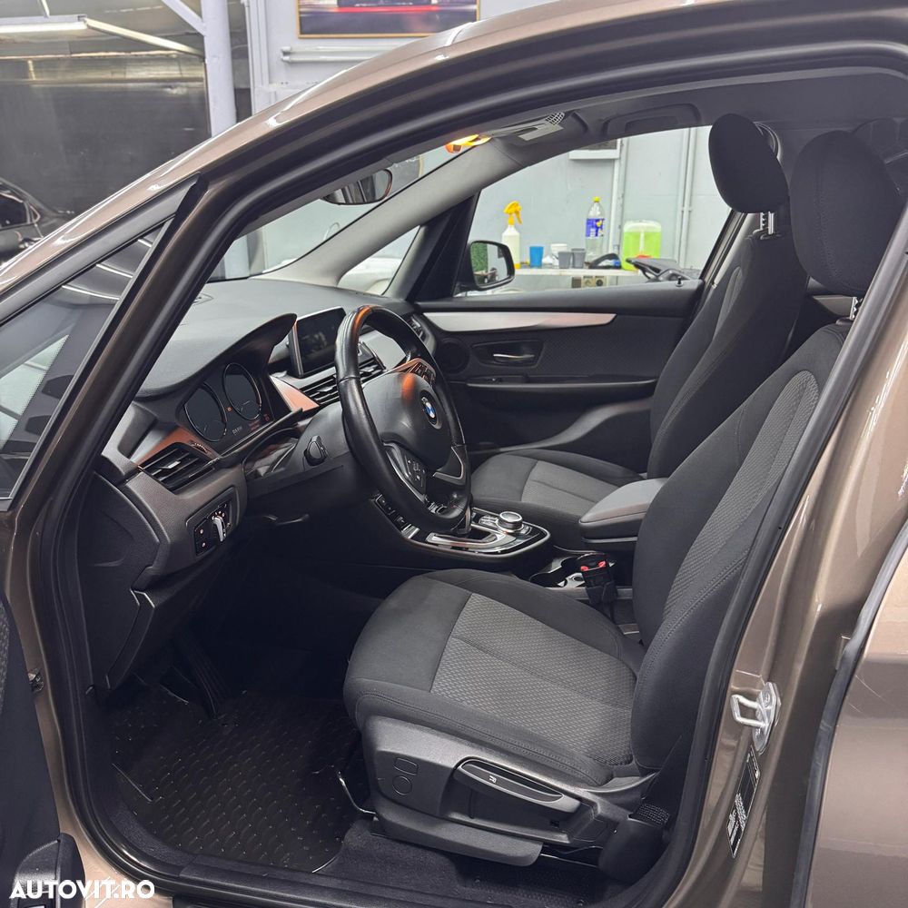 BMW Seria 2 218i Aut. - 4