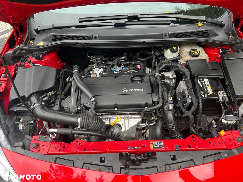 Opel Astra GTC 1.6 Turbo Innovation - 12