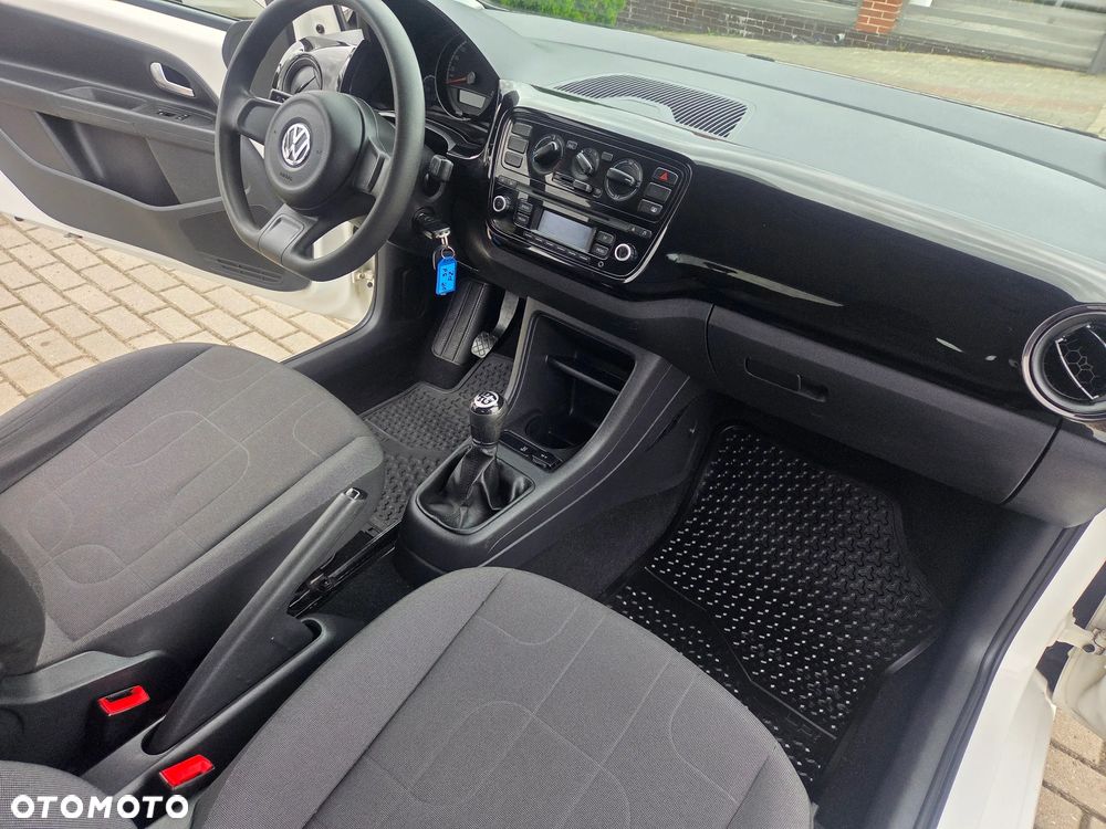 Volkswagen up! 1.0 move - 9