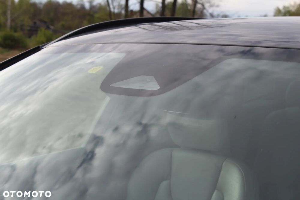 Volvo XC 60 B4 D AWD Geartronic Momentum Pro - 12