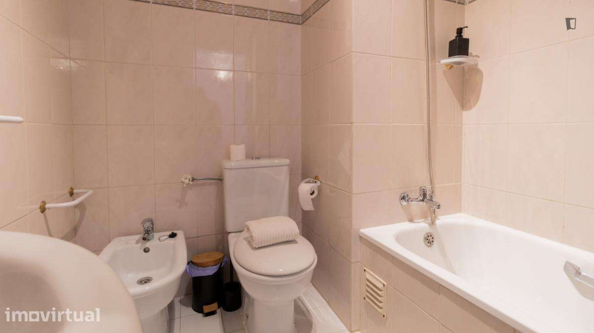 Apartamento com 3 quartos - localizado em Paranhos Porto - Grande imagem: 3/32